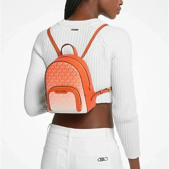 Michael Kors Backpack Jaycee Ombré Convertible Bag & Double Zip Wristlet Bundle - Picture 5 of 8